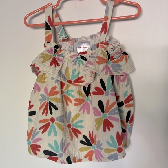 Hanna Andersson Other - Floral gauze tank